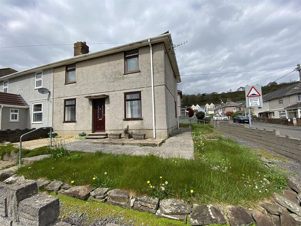 3 bed semidetached house for sale in Tyle Teg, Burry Port SA16, £