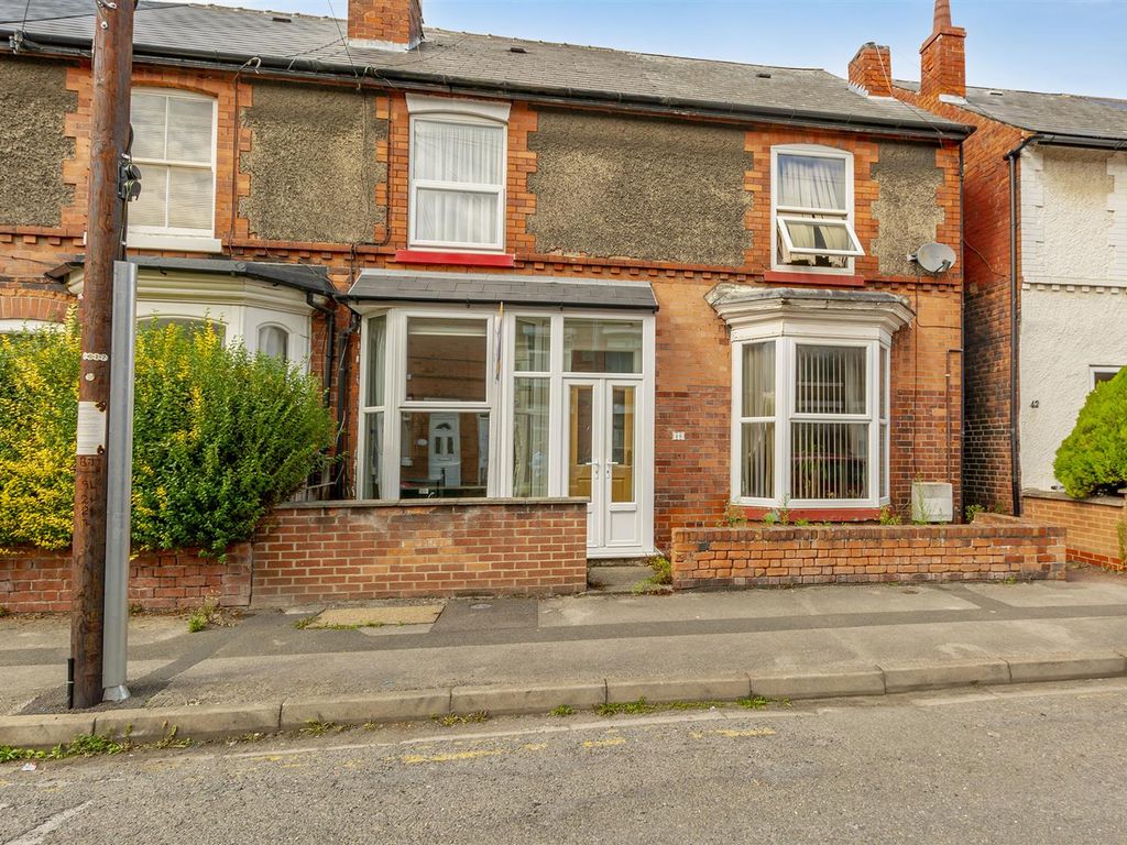 3 bed terraced house for sale in Trafalgar Road, Beeston, Nottingham