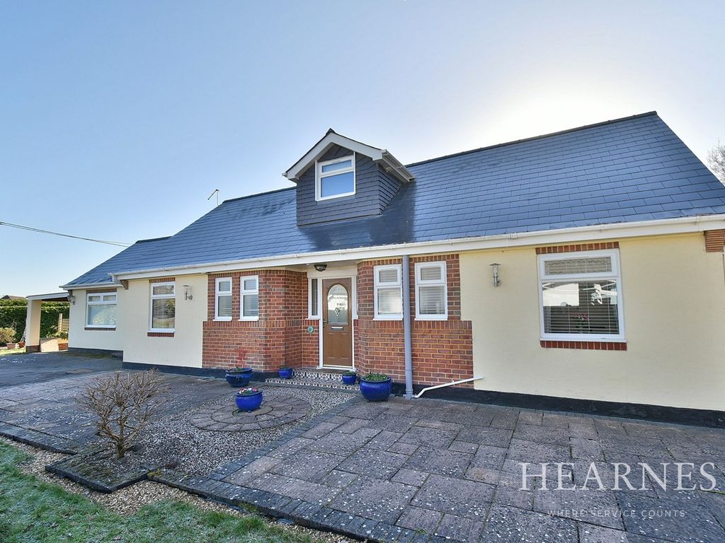 4 bed detached bungalow for sale in Stanfield Road, Ferndown BH22 Zoopla