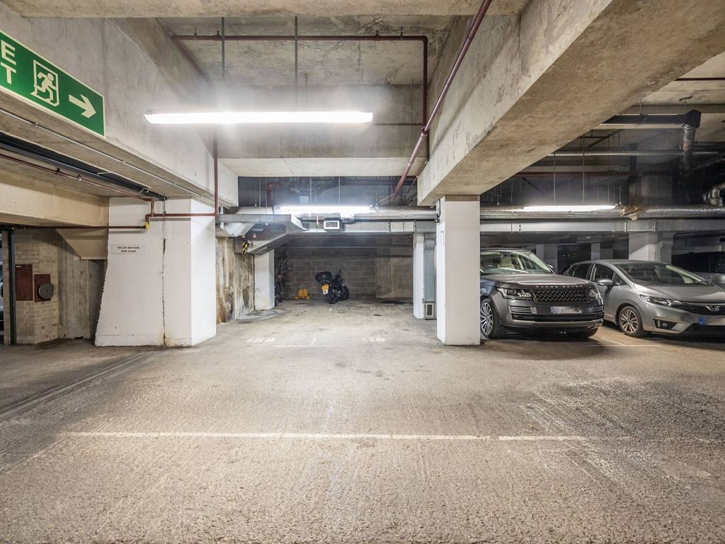 Parking/garage for sale in Sailmakers Court, Sands End, London SW6 Zoopla