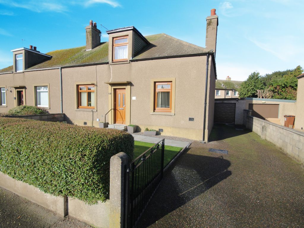 2 bed bungalow for sale in 26 Netherha Road, Buckie AB56, £140,000 Zoopla