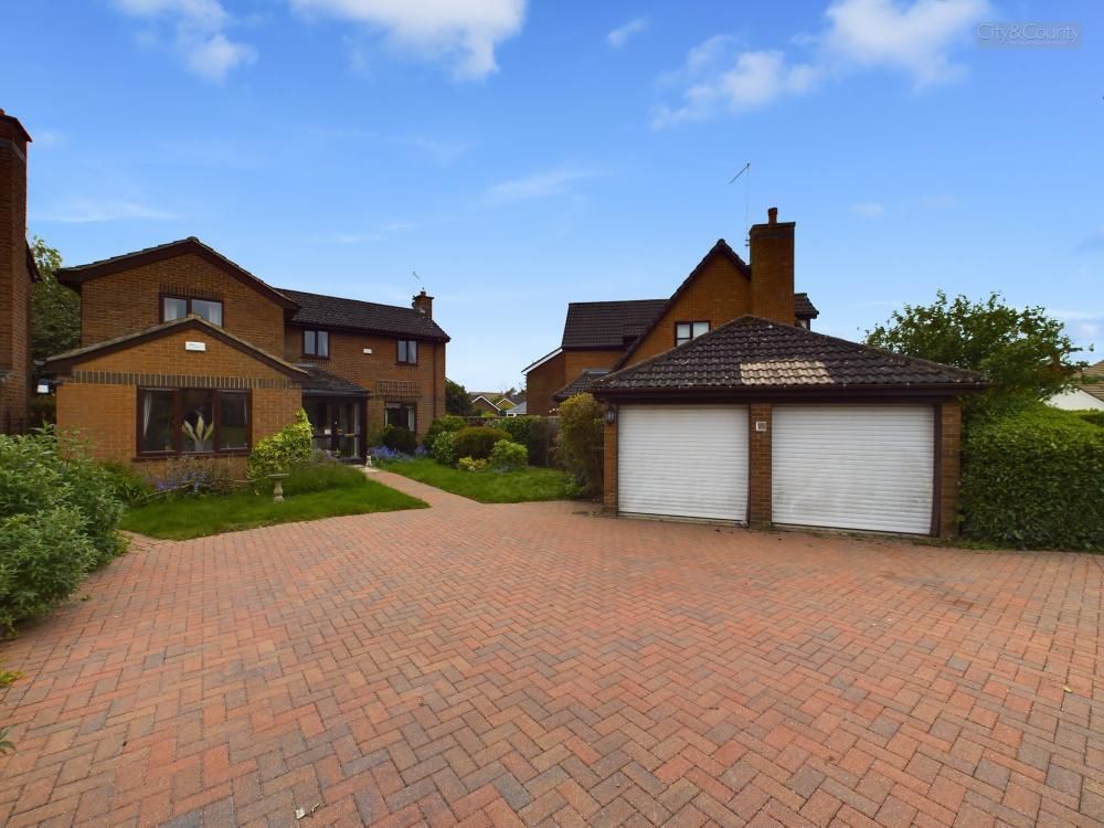 4 bed detached house for sale in Sebrights Way, Bretton, Peterborough