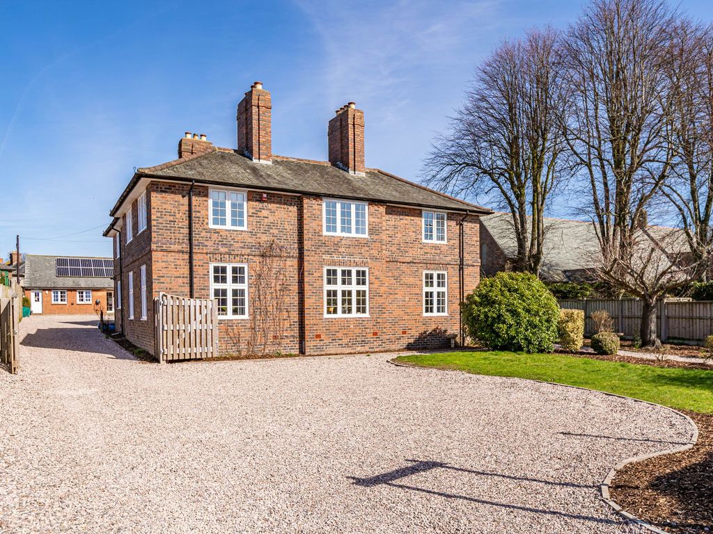 5 bed semidetached house for sale in The Rectory, Annan Road, Gretna