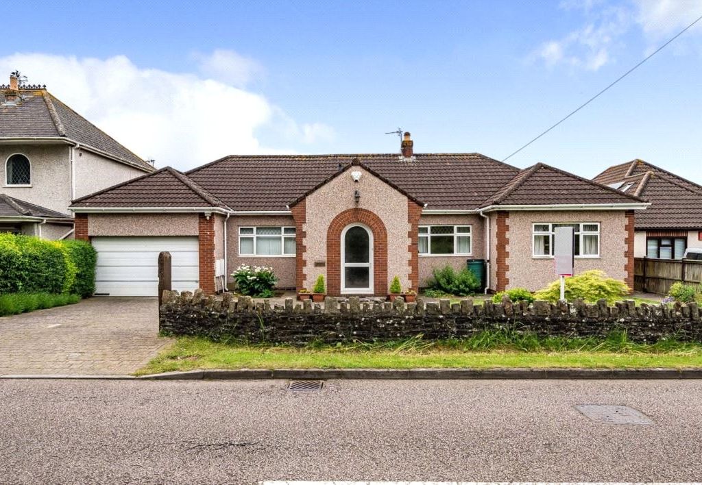3 bed bungalow for sale in Dragon Road, Winterbourne, Bristol