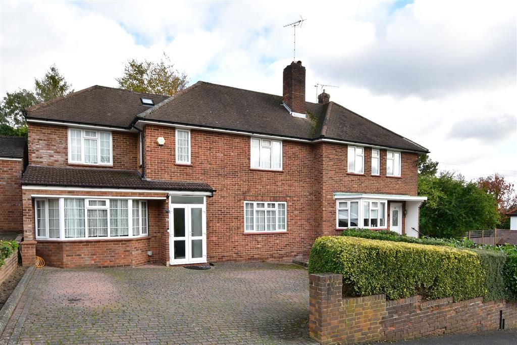 4 bed semidetached house for sale in Richmond Road, Coulsdon, Surrey