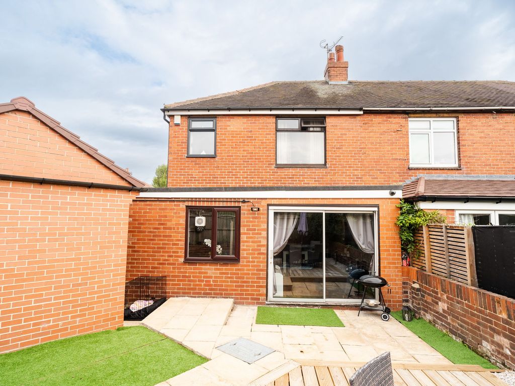 3 bed semidetached house for sale in Ullswater Road, Dewsbury WF12, £