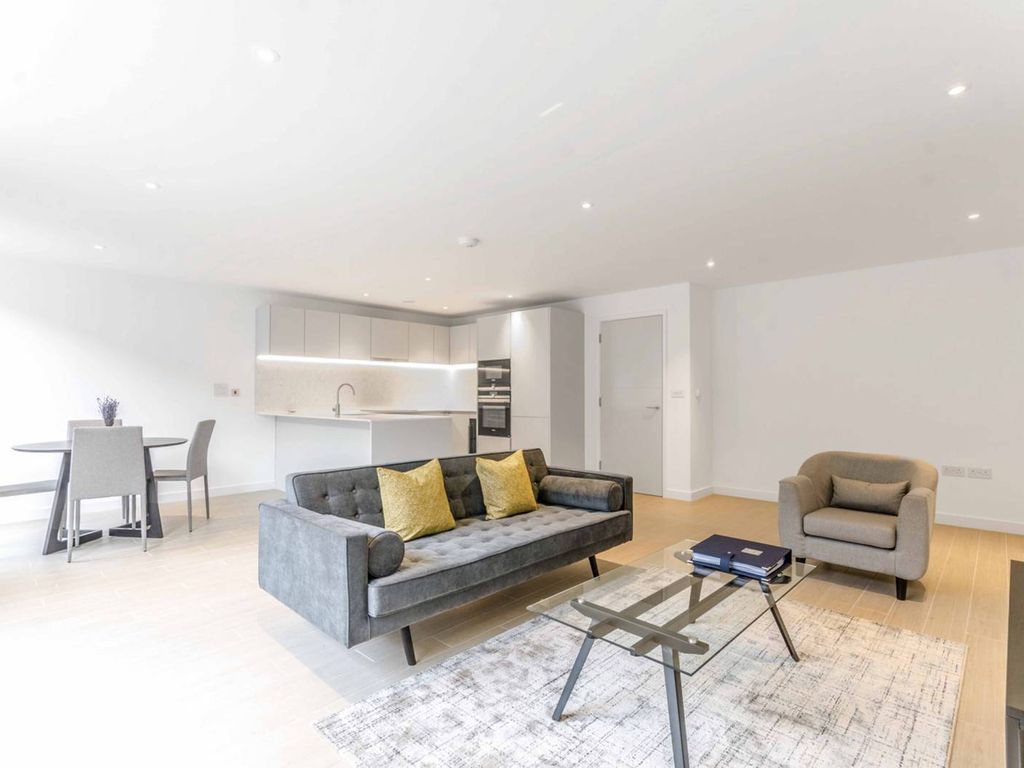 2 bed flat to rent in Packington Square, Islington, London N1 Zoopla