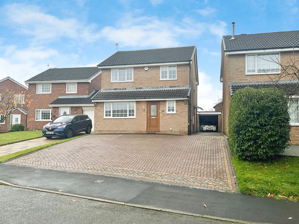 3 bed detached house for sale in Sycamore Close, Blackburn BB1, £