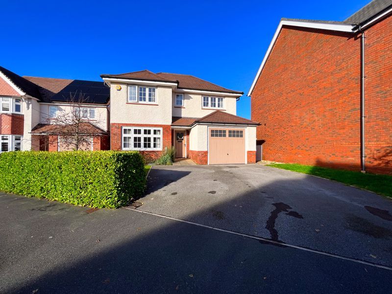 4 bed detached house for sale in 10 Gerddi'r Afon, Brynmenyn, Bridgend