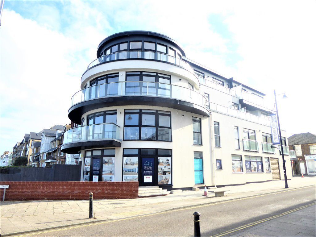 2 bed flat to rent in Central Parade, Herne Bay CT6, £1,200 pcm Zoopla