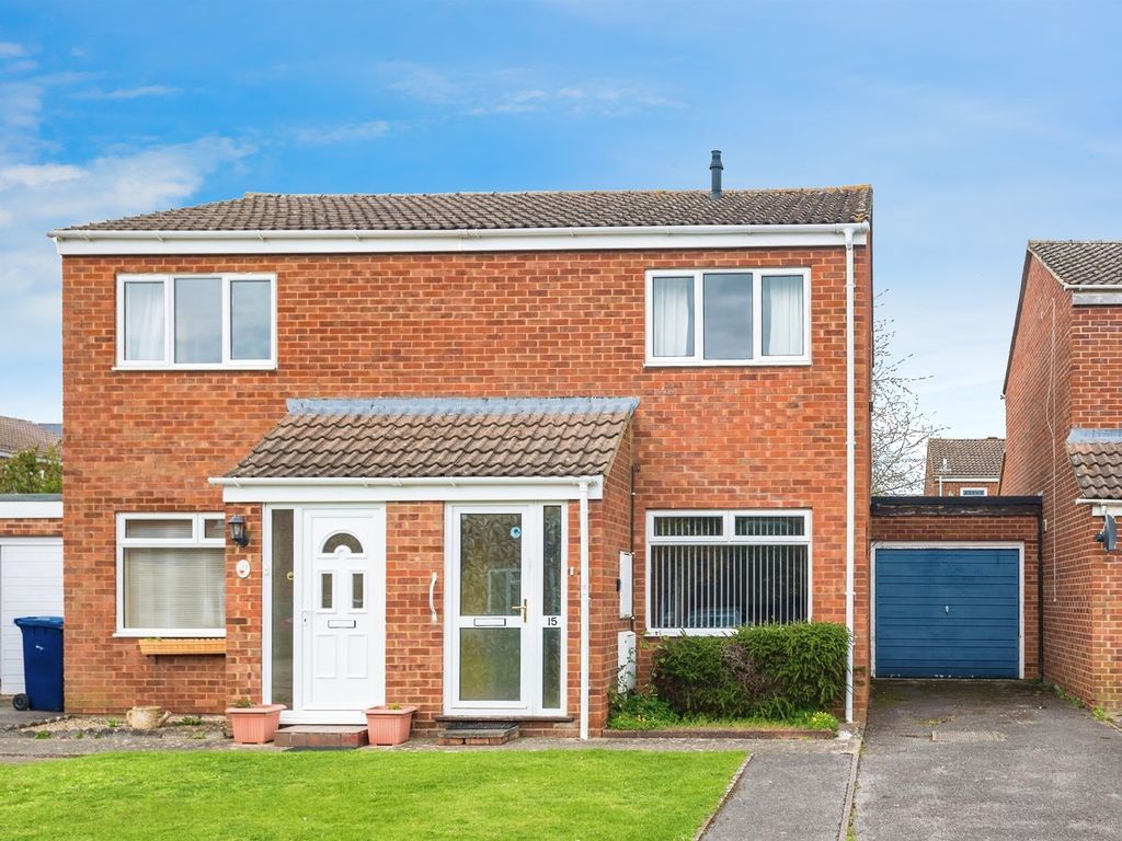 2 bed semidetached house for sale in Hunter Close, Cowley, Oxford OX4
