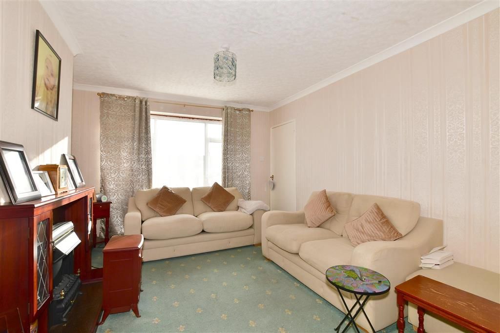 Ross Close, Tilgate, Crawley, West Sussex RH10  