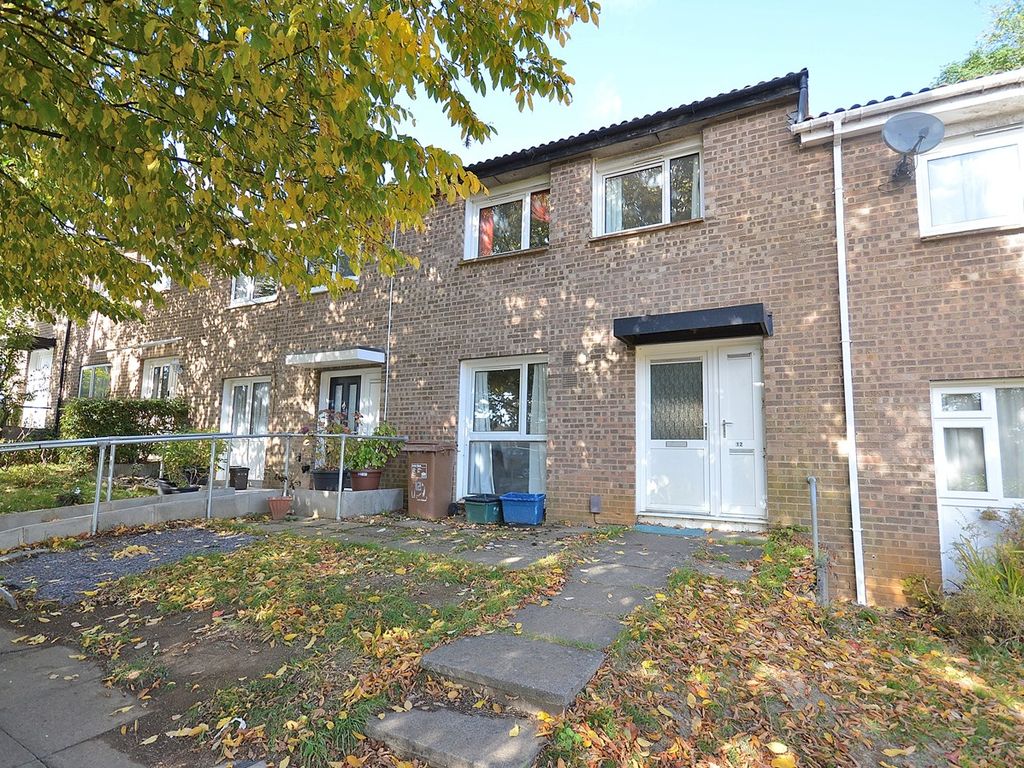 Longmead Court, Northampton NN3  