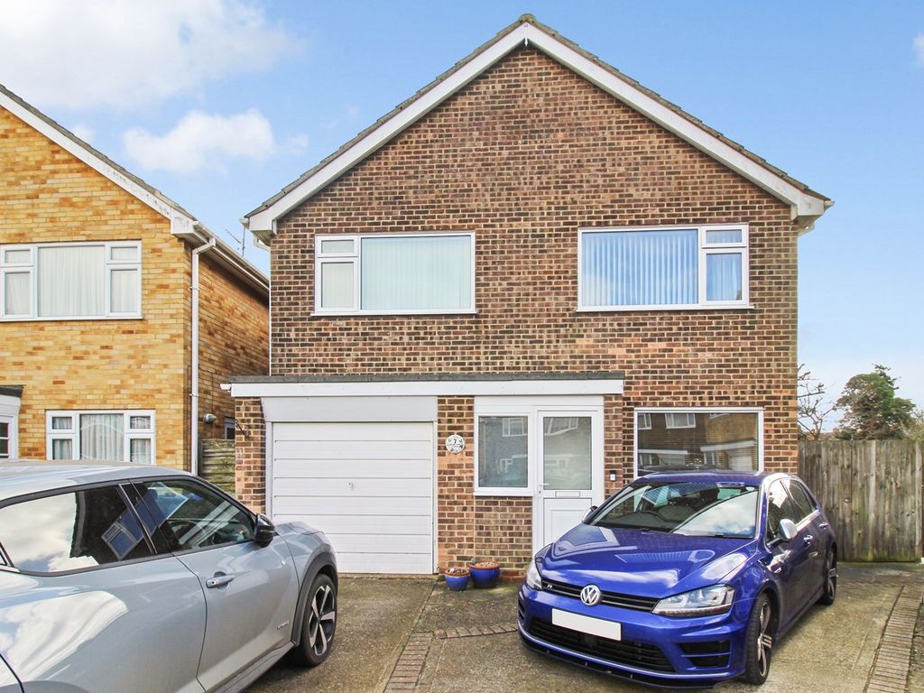 4 bed detached house for sale in Darenth Close, Herne Bay CT6, £495,000