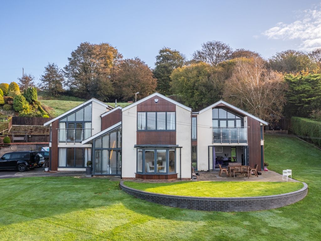 5 bed detached house for sale in French Mill Lane, Shaftesbury, Dorset