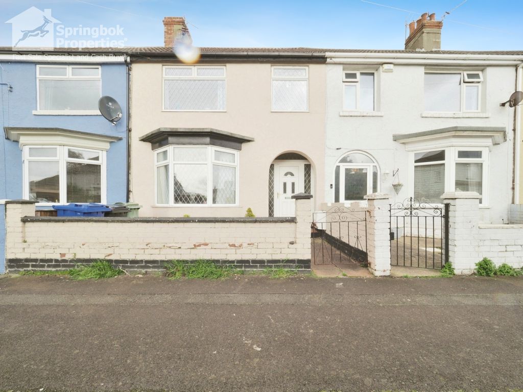 3 bed terraced house for sale in Oliver Street, Cleethorpes, South