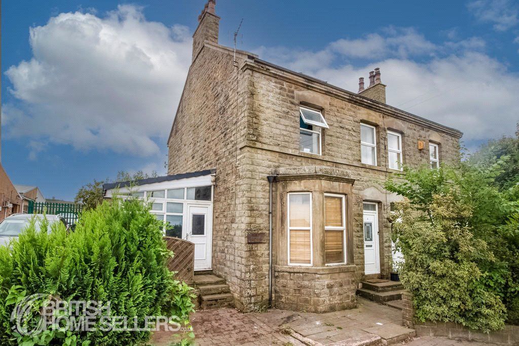 4 bed semidetached house for sale in Holmfirth Road, Shepley