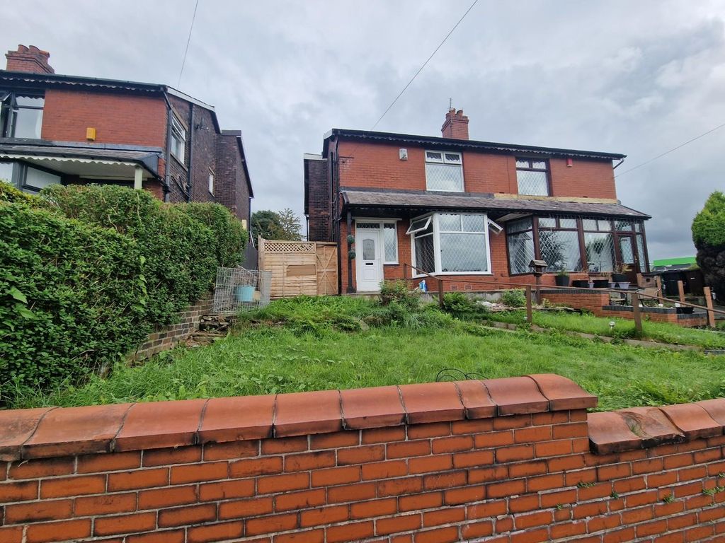 3 bed semidetached house for sale in Brandlesholme Road, Bury BL8, £