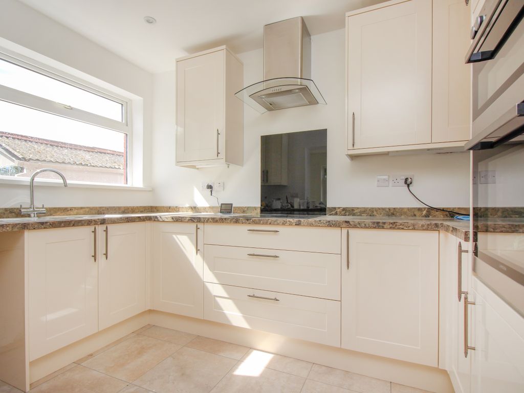 3 bed semidetached bungalow to rent in Stour Road, Chartham, Canterbury CT4 Zoopla