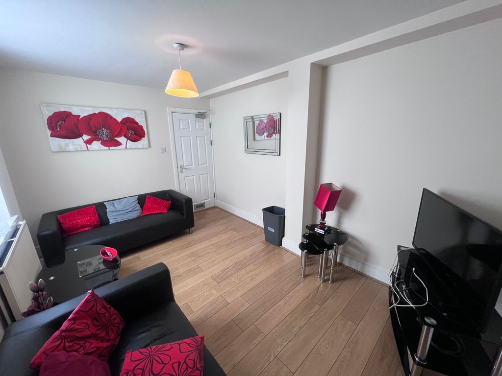 5 bed shared to rent in St. Helens Avenue, Swansea SA1, £