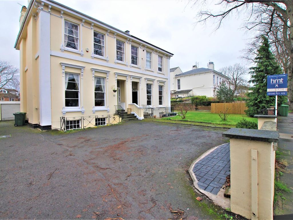 3 bed flat to rent in Sydenham Road North, Cheltenham GL52 Zoopla