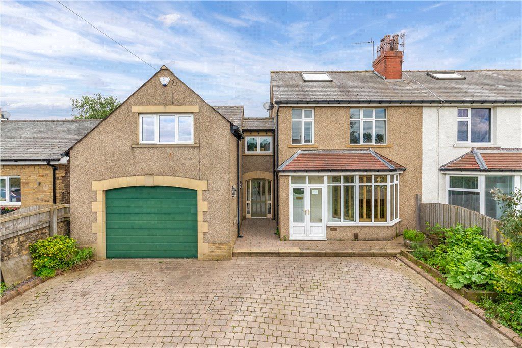 4 bed semidetached house for sale in Leeds Road, Ilkley LS29, £550,000