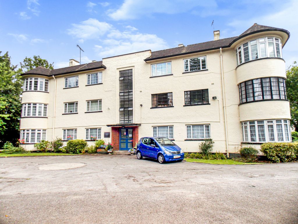 2 bed flat to rent in Edgware Court, Edgware HA8 Zoopla