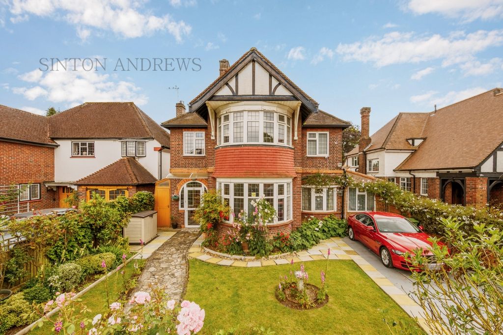5 bed detached house for sale in Creswick Road, Ealing W3, £2,000,000