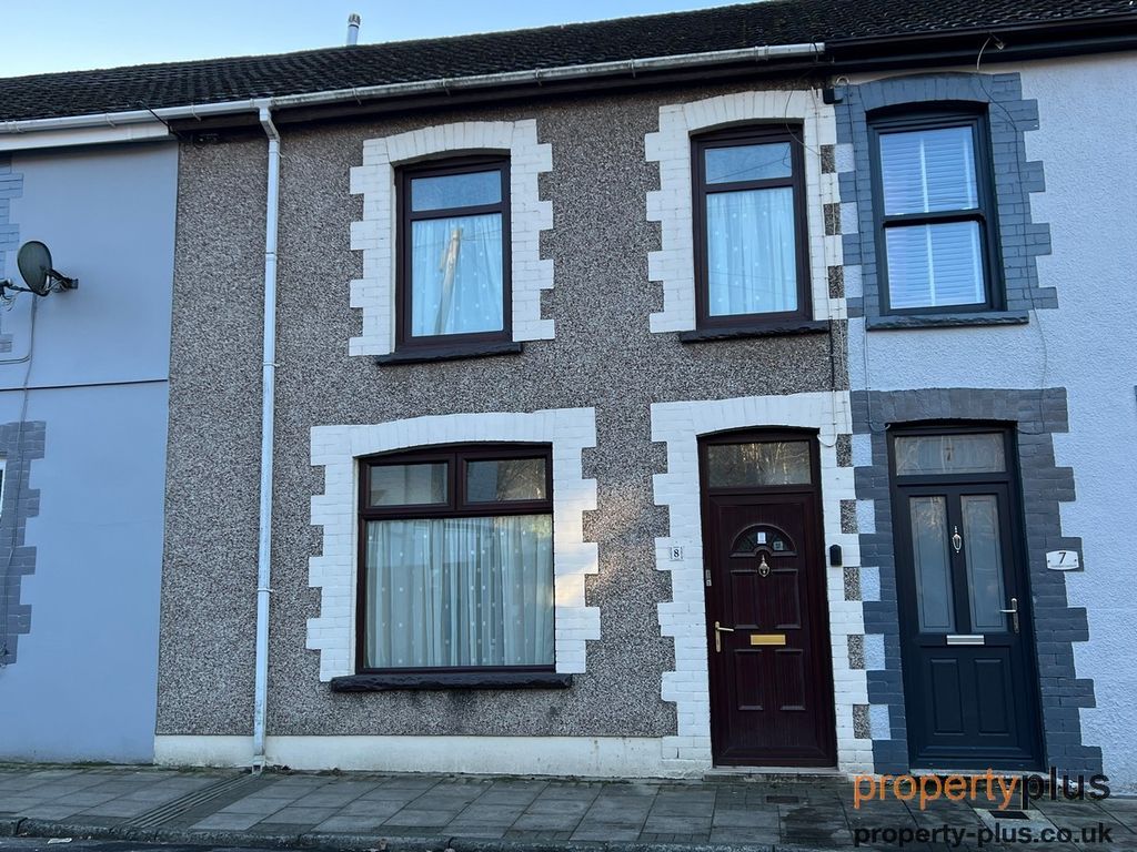3 bed terraced house for sale in Oakfield Terrace Llwynypia , Llwynypia CF40 Zoopla