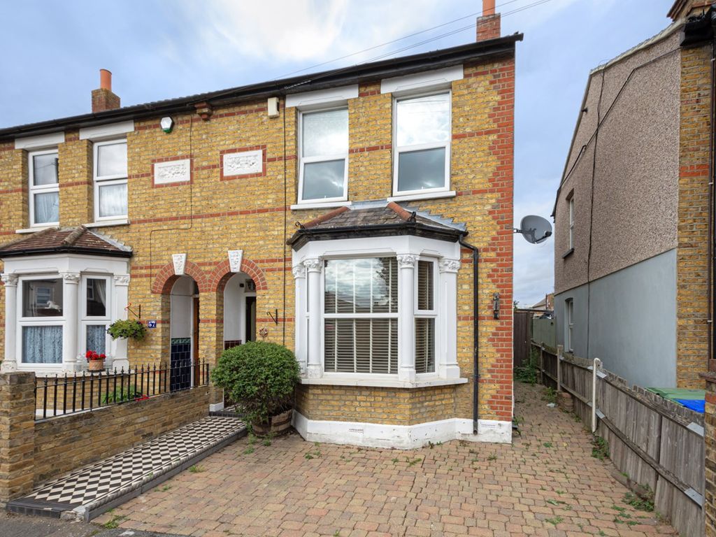 3 bed semidetached house for sale in Izane Road, Bexleyheath DA6, £