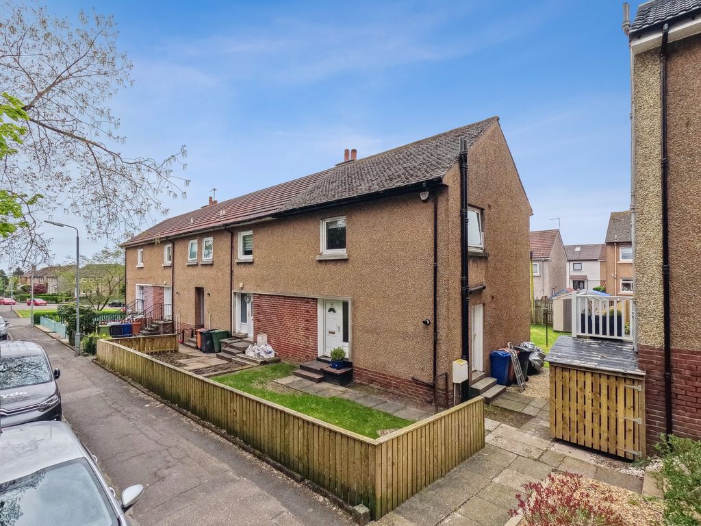 2 bed end terrace house for sale in Craigton Gardens, Glasgow, East