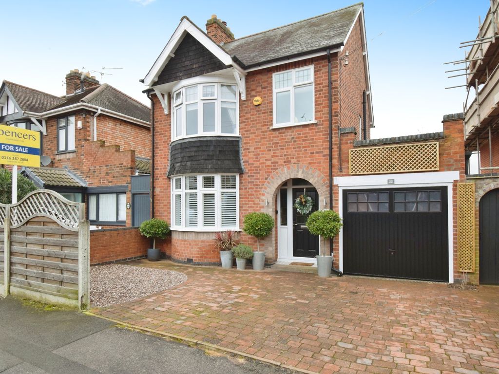 3 bed detached house for sale in Walker Road, Birstall, Leicester