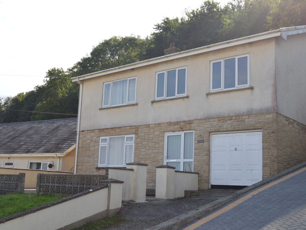 4 bed detached house to rent in Pendine, Carmarthen SA33 Zoopla