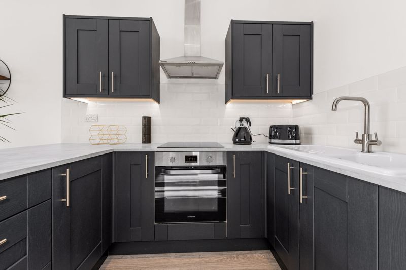 Flat 5A Breton House Old Bedford Road Luton LU2