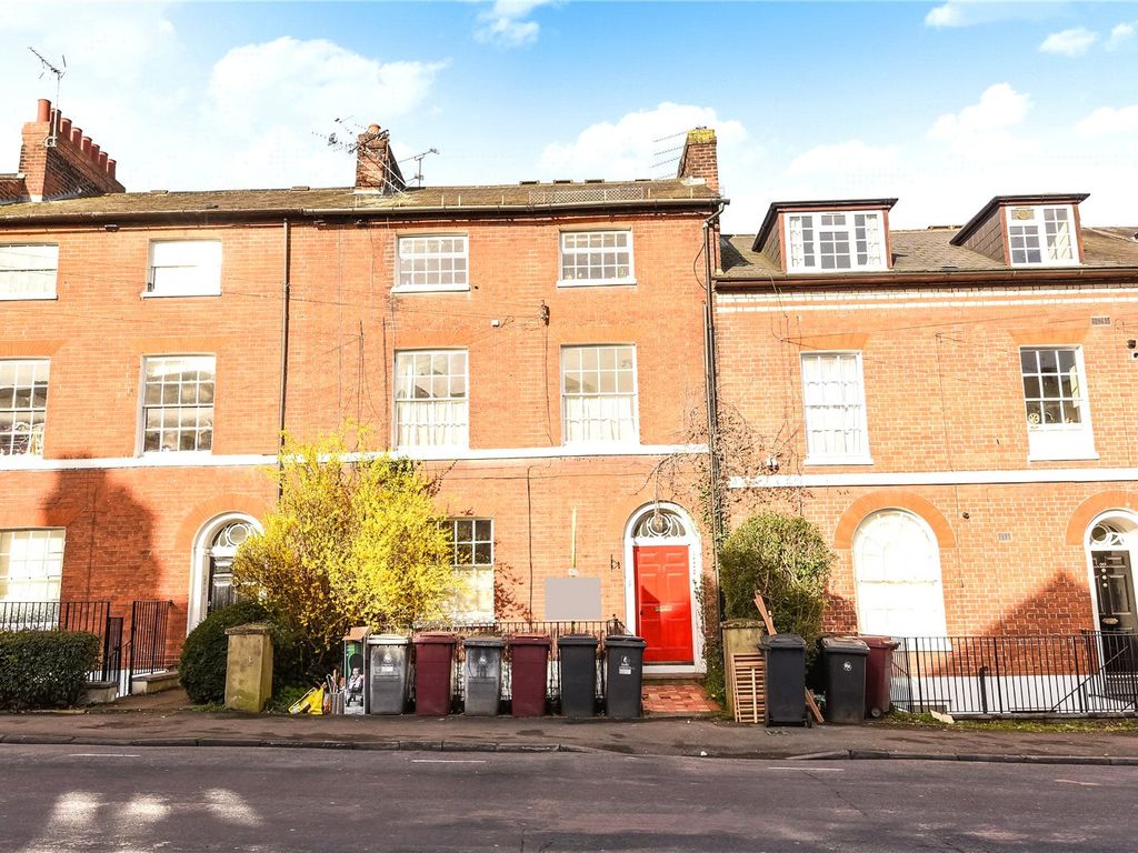 1 bed flat for sale in Russell Street, Reading, Berkshire RG1, £175,000