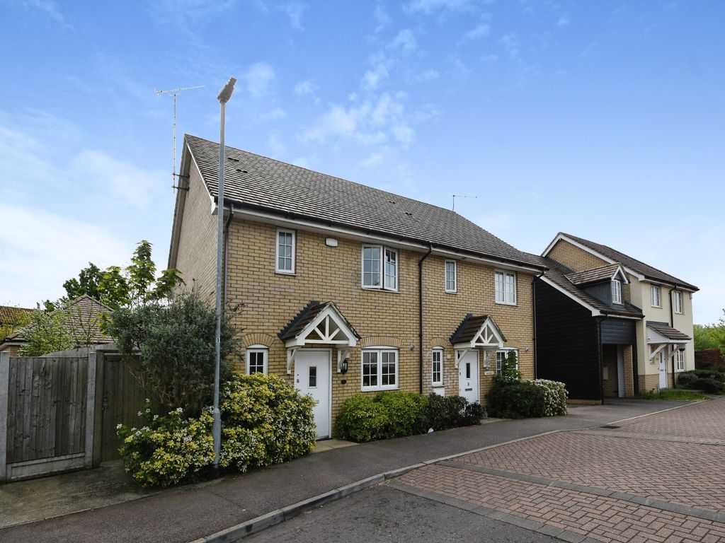 3 bed semidetached house for sale in Northlands Place, Basildon SS13 Zoopla