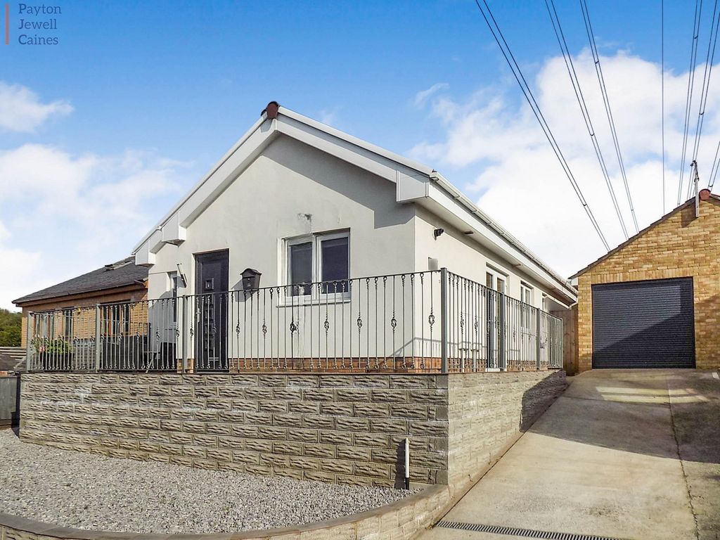 3 bed detached bungalow for sale in Crown Road, Kenfig Hill, Bridgend