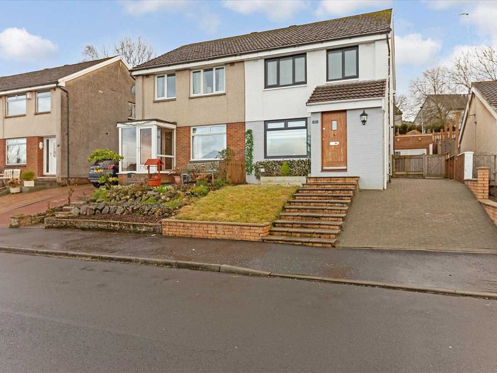 3 bed semidetached house for sale in Tay Grove, Mossneuk, East