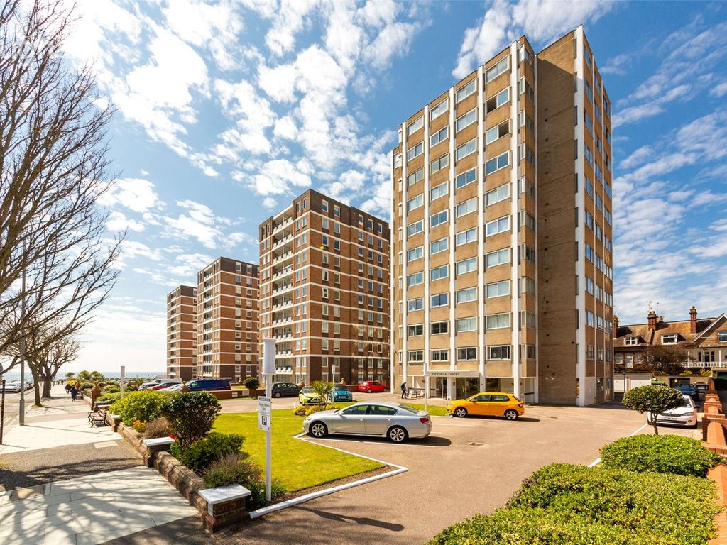 2 bed flat for sale in Victoria Court, 16 Grand Avenue, Hove, East