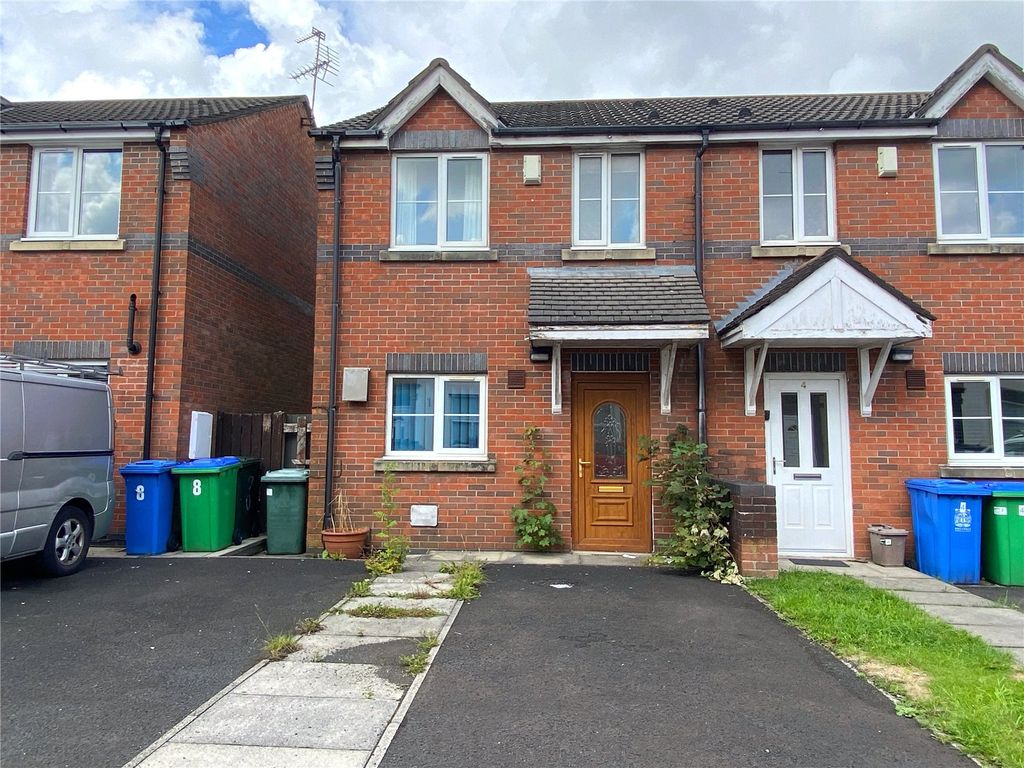 2 bed terraced house for sale in Woodland Street, Heywood, Greater Manchester OL10, £33,750 Zoopla