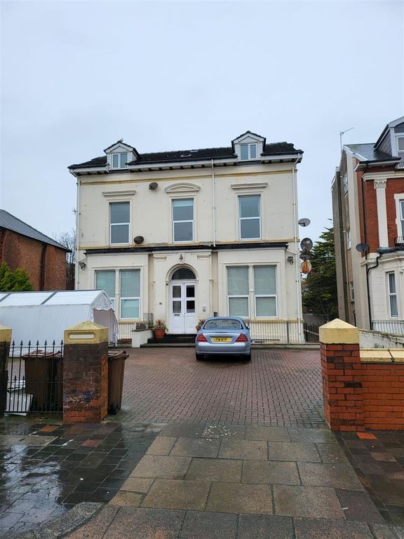 1 bed flat for sale in Knowsley Road, Southport PR9, £80,000 Zoopla