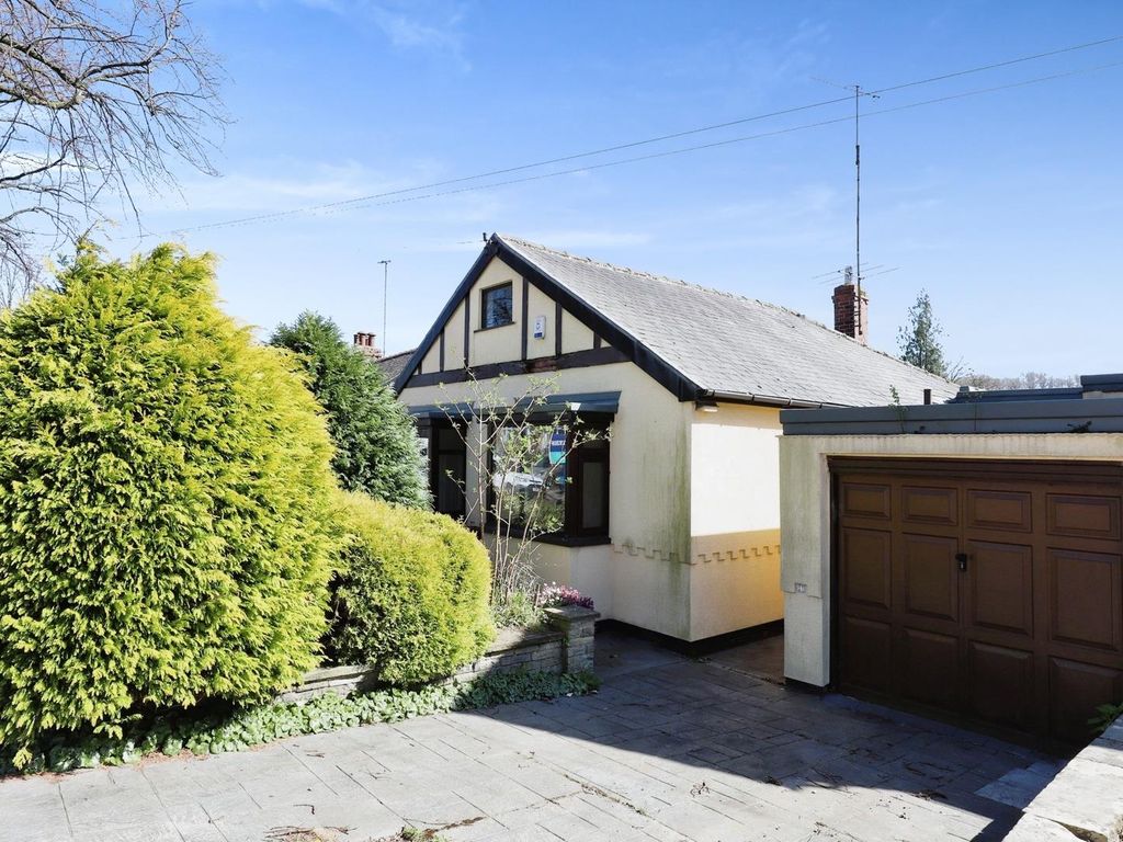 3 bed detached bungalow for sale in Folds Crescent, Beauchief