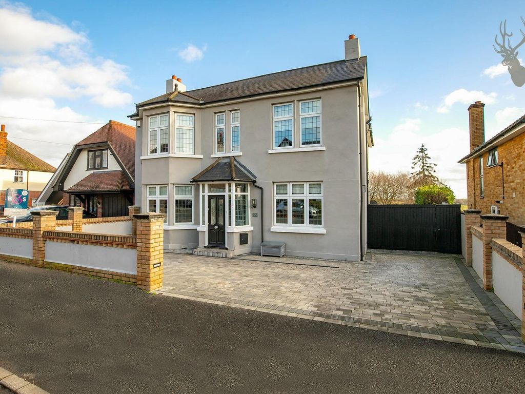 4 bed detached house for sale in Theydon Park Road, Theydon Bois