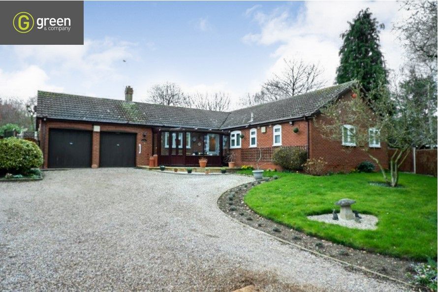 4 bed detached bungalow for sale in Main Street, Clifton Campville