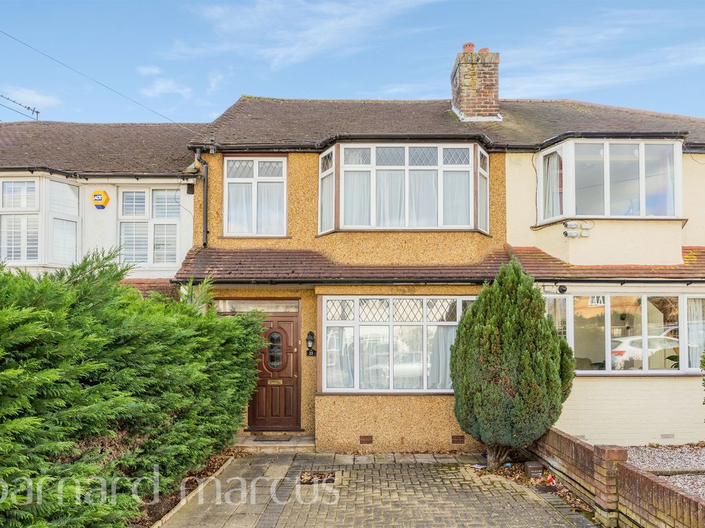 3 bed terraced house for sale in Esher Avenue, Cheam, Sutton SM3 Zoopla