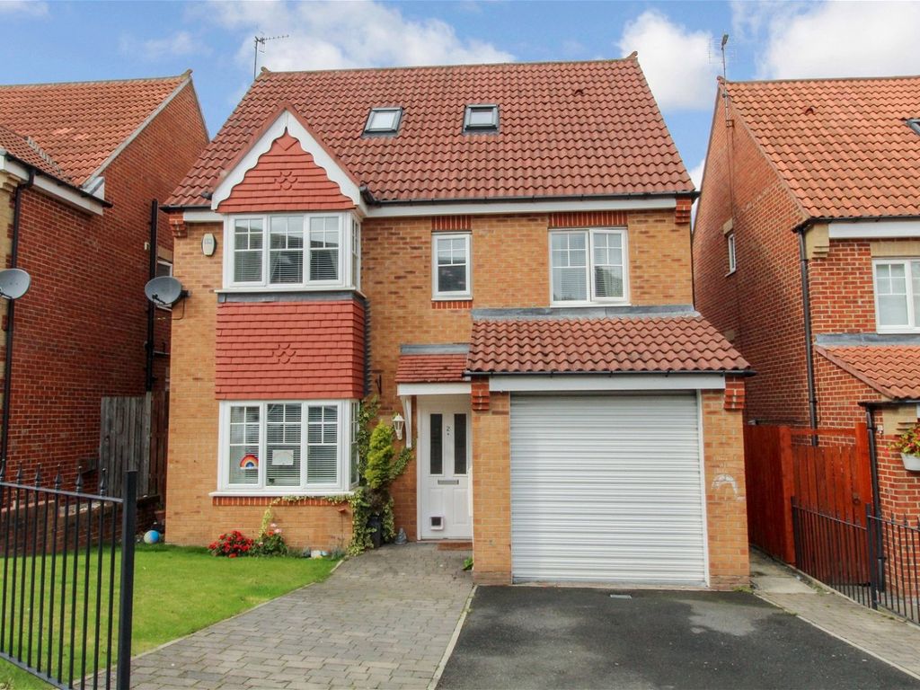 5 bed detached house for sale in Towneley Court, Prudhoe NE42, £295,000