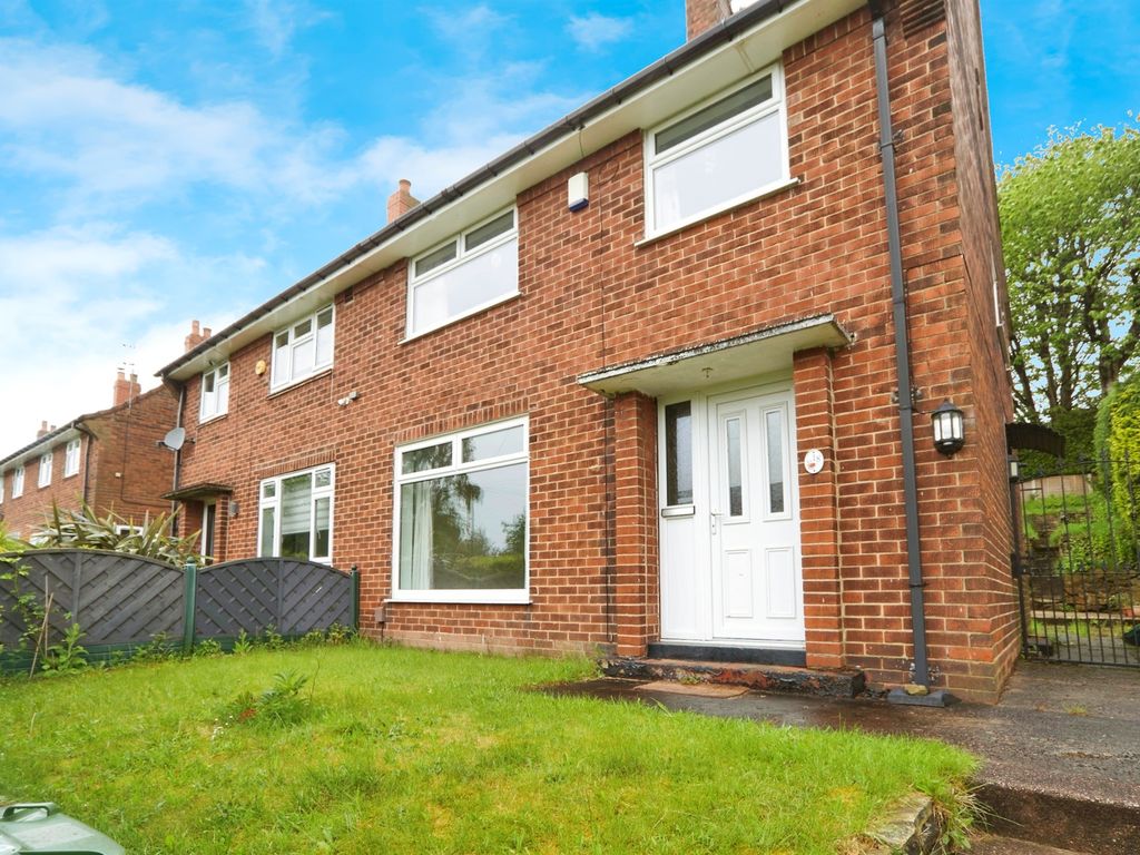 3 bed semidetached house for sale in Tinshill Avenue, Horsforth, Leeds