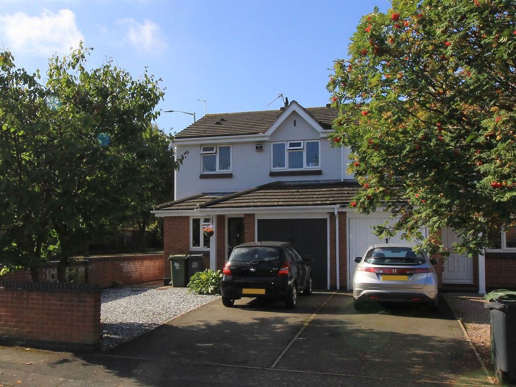 3 bed semidetached house to rent in Speeds Pingle, Loughborough LE11