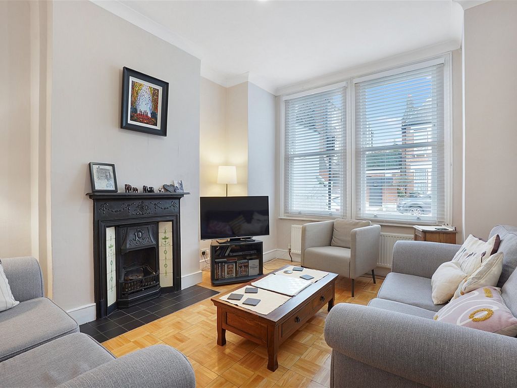 4 bed end terrace house for sale in Lordsmead Road, London N17, £