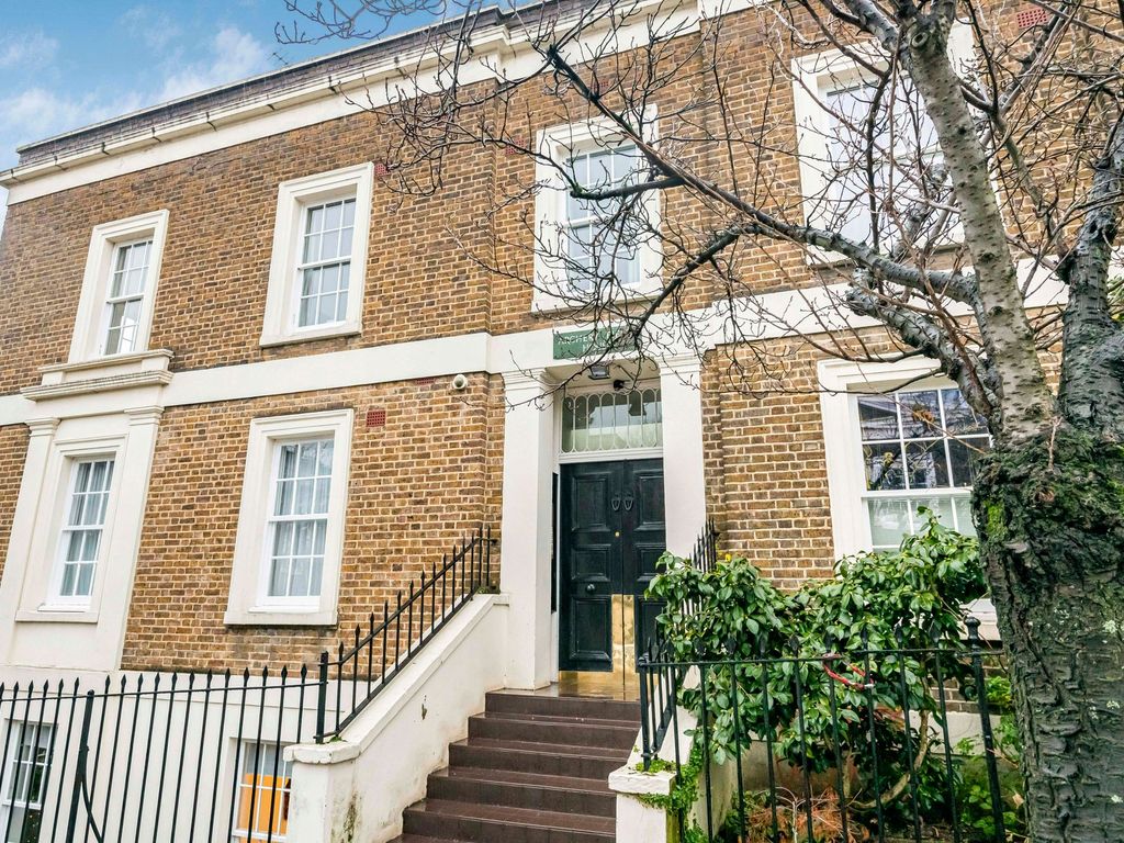 2 bed flat to rent in Archery Fields House, Wharton Street WC1X, £2,999